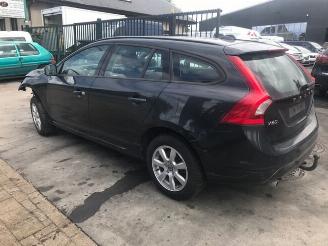 Vrakbiler auto Volvo V-60 1600cc  -diesel - 6vit 2012/1