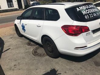 Opel Astra 1600cc/diesel/6vit picture 1