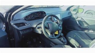 Peugeot 208 208 I (CA/CC/CK/CL), Hatchback, 2012 / 2019 1.0 Vti 12V PureTech picture 8