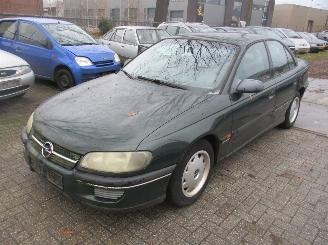 Démontage voiture Opel Omega  1995/1