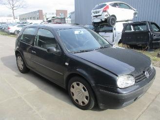 Uttjänta bilar auto Volkswagen Golf  2001/1