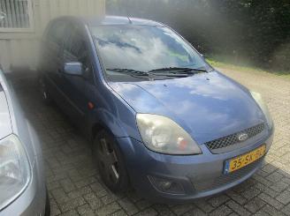 Ford Fiesta 1.6 tdci picture 2