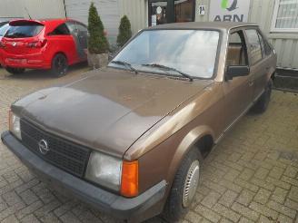 Vrakbiler auto Opel Kadett d 1981/1
