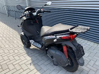 Piaggio MP3 300 HSE picture 3