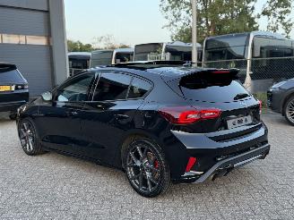 Ford Focus ST-X 280Pk Pano B&O Kuipstoelen picture 4