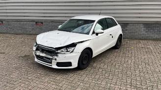 Démontage voiture Audi A1 A1 Sportback (8XA/8XF), Hatchback 5-drs, 2011 / 2018 1.0 TFSI Ultra 12V 2018/6