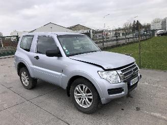 Auto incidentate Mitsubishi Pajero 3.2  DI-D 2015/8
