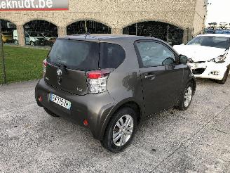 Voiture accidenté Toyota iQ 1.4  D 2012/1