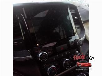 Dodge Ram 1500 Crew Cab (DS/DJ/D2), Pick-up, 2010 / 2018 5.7 Hemi V8 4x4 picture 15