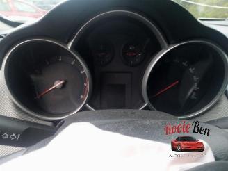 Chevrolet Cruze Cruze (300), Sedan, 2009 / 2015 1.8 16V VVT Bifuel picture 10