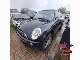 Auto da rottamare Mini One Mini One/Cooper (R50), Hatchback, 2001 / 2007 1.6 16V One 2001