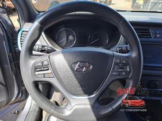 Hyundai I-20 i20 (GBB), Hatchback, 2014 / 2020 1.0 T-GDI 100 12V picture 10