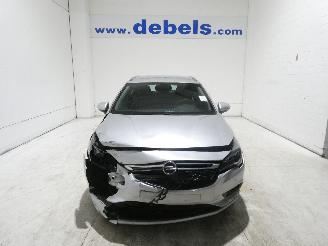 Coche accidentado Opel Astra 1.6D INNOVATION 2019/1