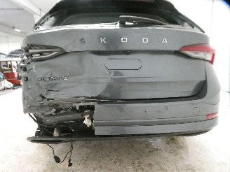 Skoda Octavia 1.0 AMBITION picture 5