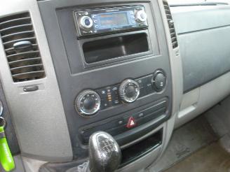Volkswagen Crafter LAADBAK 2.5TDI 5 CYLINDER picture 13