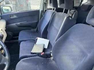 Honda Fr-v  picture 17