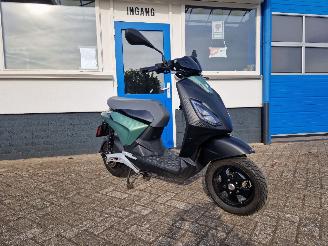 Piaggio  ONE + picture 2