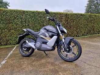 Super Soco  STREET HUNTER 45KM picture 3