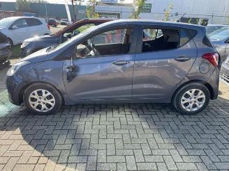 Hyundai I-10 i10 (B5), Hatchback, 2013 / 2019 1.0 12V picture 2