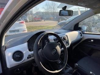 Volkswagen Up! Up! (121), Hatchback, 2011 1.0 12V 60 picture 10