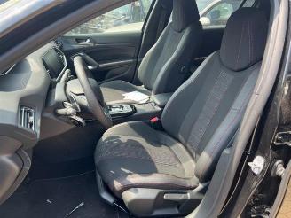 Peugeot 308 308 (L3/L8/LB/LH/LP), Hatchback 5-drs, 2013 / 2021 1.2 12V e-THP PureTech 130 picture 10