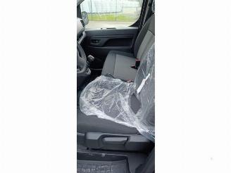 Peugeot Expert Expert (V1/VA/VB/VE/VF/VT/VY), Van, 2016 2.0 Blue HDi 150 16V picture 8