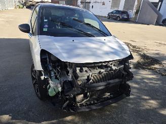 Citroën DS3  picture 3