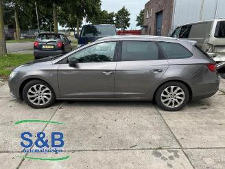 Seat Leon Leon ST (5FF), Combi 5-drs, 2012 / 2020 1.6 TDI Ecomotive 16V picture 2