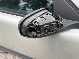 Volvo C-30 1.8 16V Hatchback 2Dr Benzine 1.798cc 92kW (125pk) FWD 2006-10/2012-12 (MK21) B4184S11 picture 17