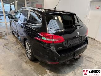 Peugeot 308  picture 9