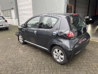 Toyota Aygo 1.0 airco picture 5