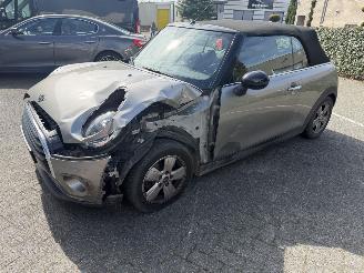Mini  1.5 Cooper Chili Cabrio picture 1