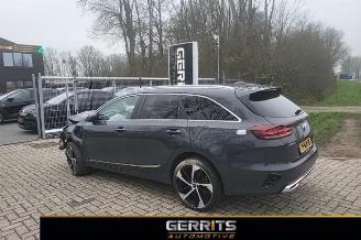 disassembly passenger cars Kia Cee d Ceed Sportswagon (CDF), Combi 5-drs, 2018 1.6 GDI 16V PHEV 2021/11