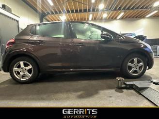 Peugeot 208 208 I (CA/CC/CK/CL), Hatchback, 2012 / 2019 1.2 Vti 12V PureTech 82 picture 3