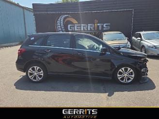 Vrakbiler auto Mercedes B-klasse B (W246/W242), Hatchback, 2011 / 2018 1.6 B-180 BlueEFFICIENCY Turbo 16V 2017/1