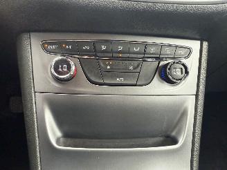 Opel Astra 1.4 Online Edition picture 22