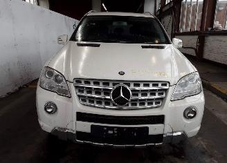 skadebil auto Mercedes ML 350CDI 300CDI AMG AUTOMAAT 160000KM  FACELIFT 2011/9
