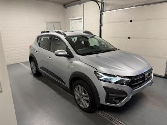 damaged passenger cars Dacia Sandero  2021/3