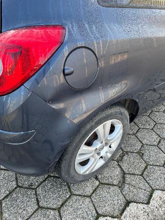 Opel Corsa  picture 3