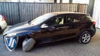 Volvo V-40 V40 (MV), Hatchback 5-drs, 2012 / 2019 1.6 T2 GTDi 16V picture 2