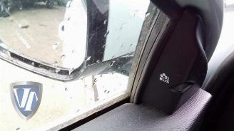 Volvo V-40 V40 (MV), Hatchback 5-drs, 2012 / 2019 2.0 D3 20V picture 12