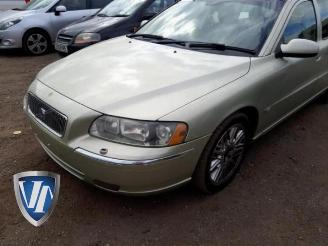 Volvo V-70 V70 (SW), Combi, 1999 / 2008 2.4 20V 170 picture 4