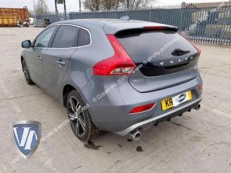 Volvo V-40 V40 (MV), Hatchback 5-drs, 2012 / 2019 2.0 D2 16V picture 2