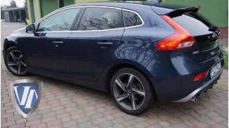 Volvo V-40 V40 (MV), Hatchback 5-drs, 2012 / 2019 2.0 D4 16V picture 2