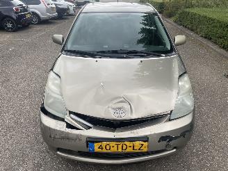 Toyota Prius 1.5 hybrid picture 2