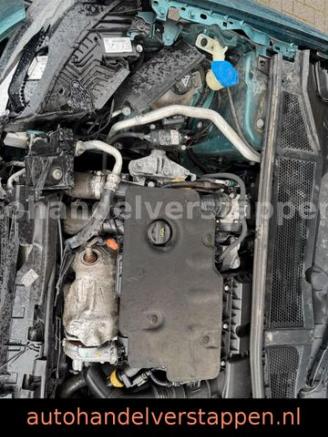 Peugeot 308 III SW Active Pack 1.5HDI 96KW picture 19